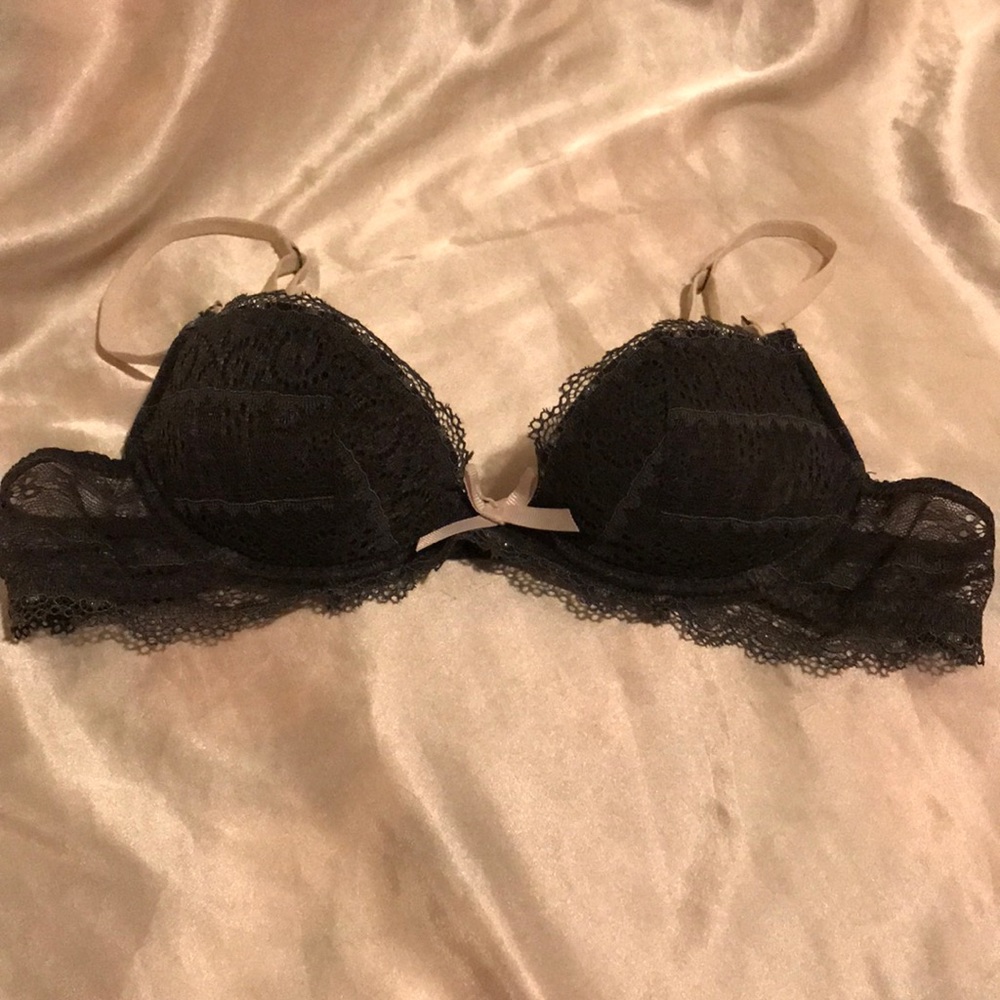 VS Dark Grey Lightly Lined Plunge Demi 34A